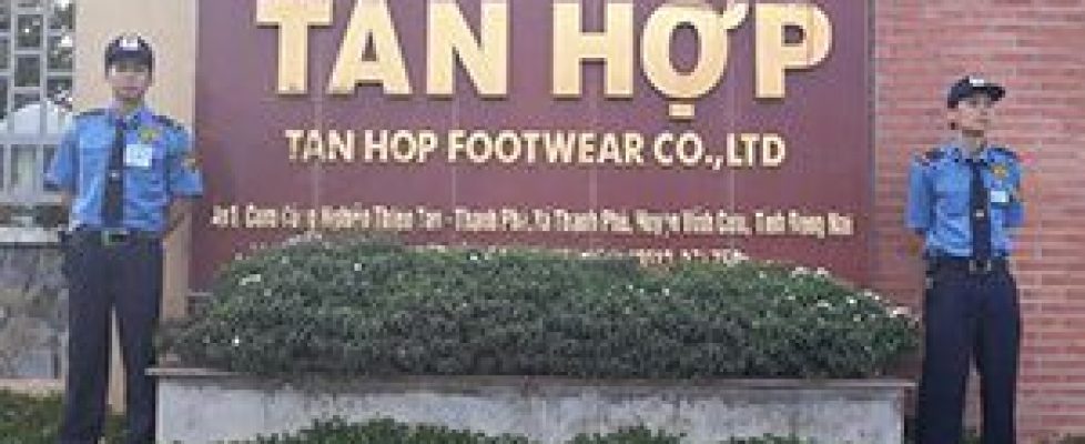 GIÀY DÉP TÂN HỢP